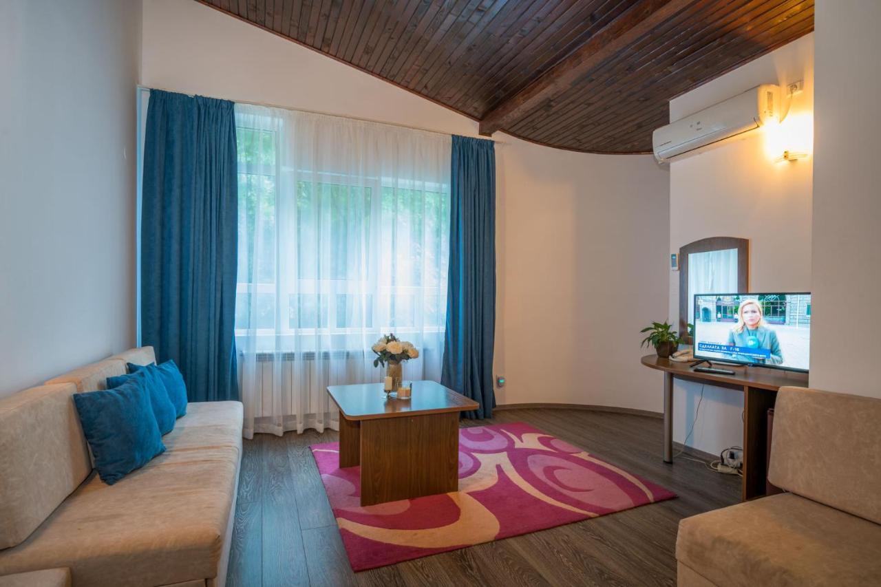 Park Hotel Kyoshkove Sumen Kültér fotó