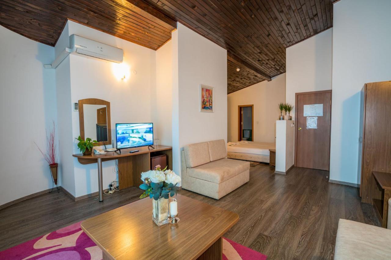 Park Hotel Kyoshkove Sumen Kültér fotó